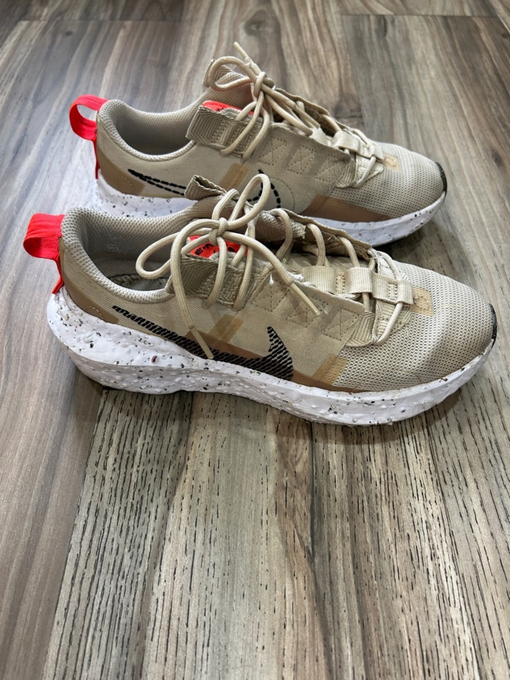 Nike Beige and Black Running Shoes with Red Heel Tabs